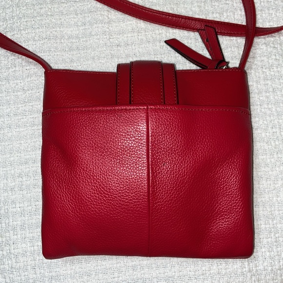 Like new Tignanello Crossbody Turnlock Bag - Picture 3 of 16